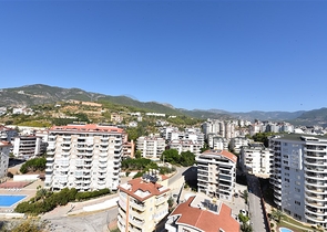 4+1 penthouse with an open view of the sea and the Alanya fortress