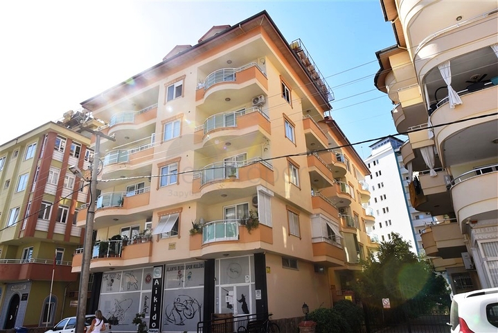 Attractive price - 2 bedroom apt - Ideal location - Alanya Center 