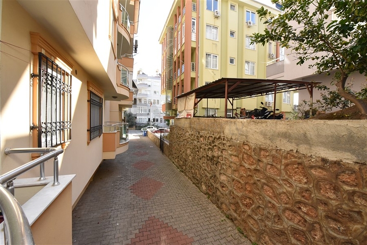 Attractive price - 2 bedroom apt - Ideal location - Alanya Center 