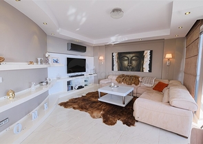 4+1 villa with stunning views and swimming pool