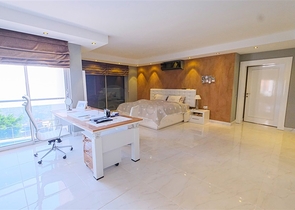 4+1 villa with stunning views and swimming pool