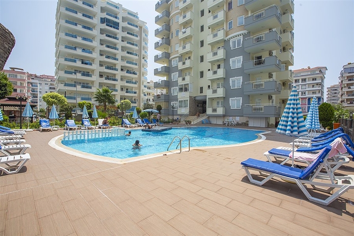 Spacious 2+1 apartment in Mahmutlar district