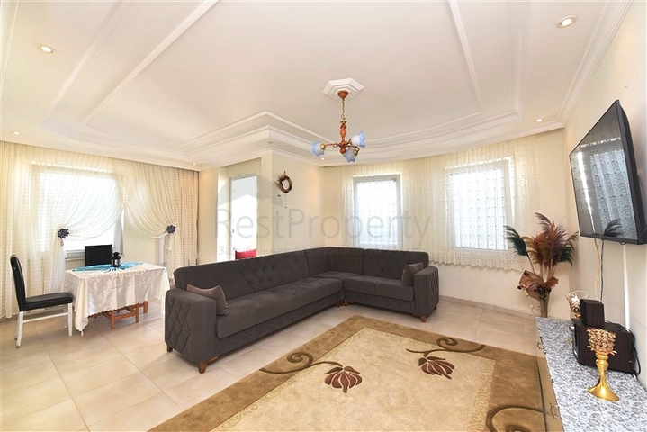 Spacious 2+1 apartment in Mahmutlar district