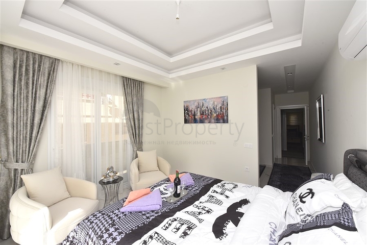 Garden duplex in the center of Alanya