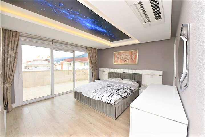 3+1 penthouse in Oba district 