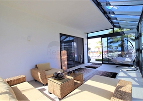 Luxury 4+1 villa with new furniture in a modern style 