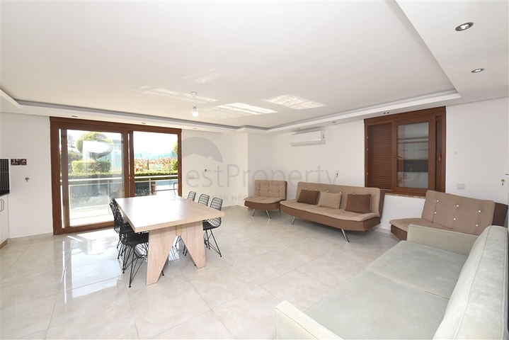 Duplex apartment 4+1 in Kestel