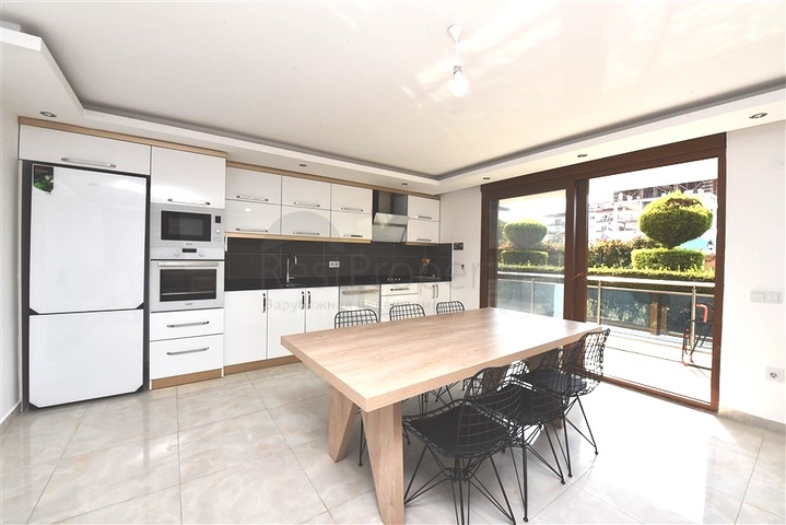 Duplex apartment 4+1 in Kestel