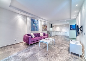 Spacious 3+1 apartment in Cikcilli district