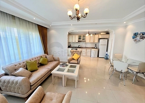 Apartment in an area open for residence permit, 250 meters from the sea 