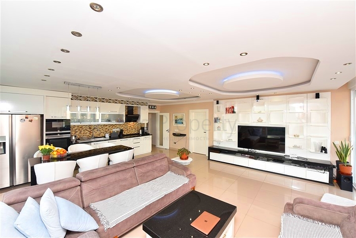 A penthouse in the Cikcilli area with the possibility of obtaining Turkish citizenship