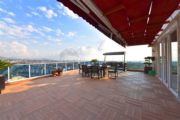 A penthouse in the Cikcilli area with the possibility of obtaining Turkish citizenship
