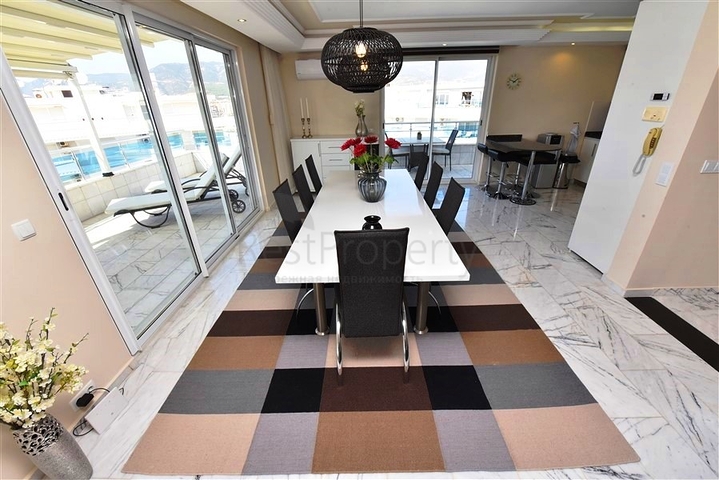 Rare on the market - Amazing sea view -4 bedroom Penthouse - Tosmur / Alanya 