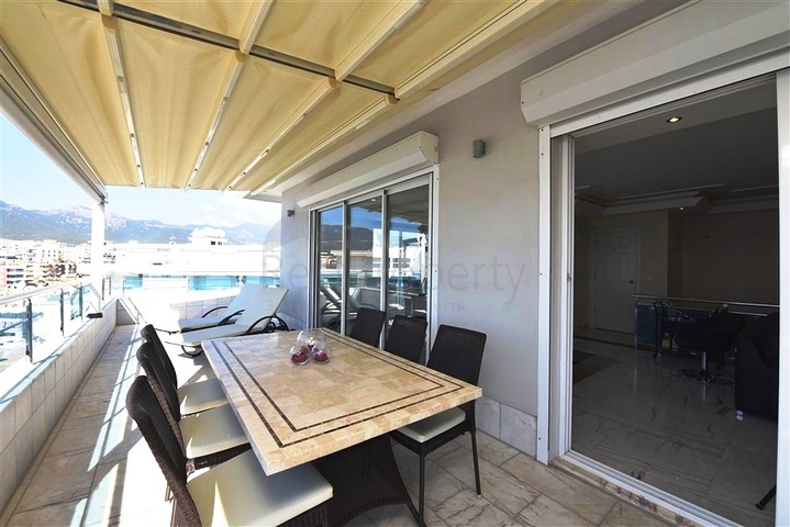 Rare on the market - Amazing sea view -4 bedroom Penthouse - Tosmur / Alanya 