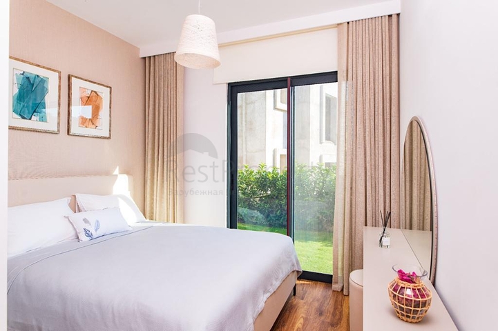 A complex of residences and villas in a picturesque location in the Gyumyushlyuk area