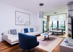 A complex of residences and villas in a picturesque location in the Gyumyushlyuk area