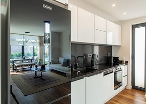 A complex of residences and villas in a picturesque location in the Gyumyushlyuk area