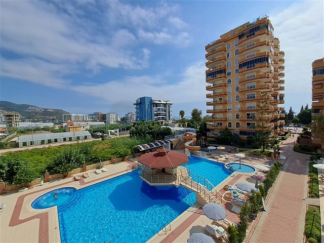 2+1 apartment in the famous Mahmutlar district