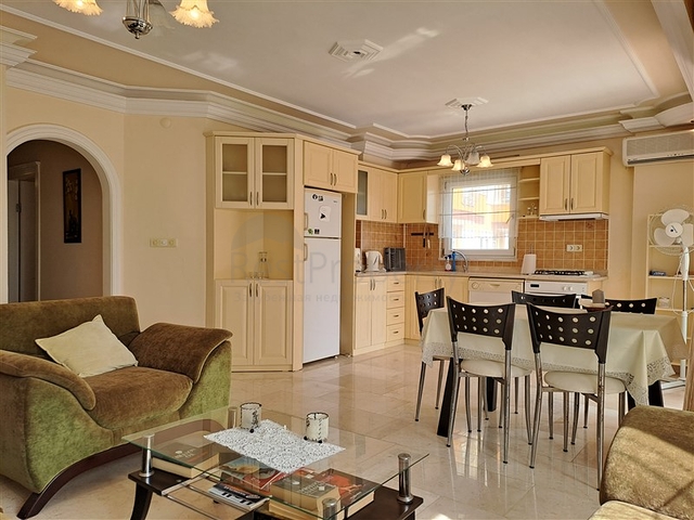 2+1 apartment in the famous Mahmutlar district