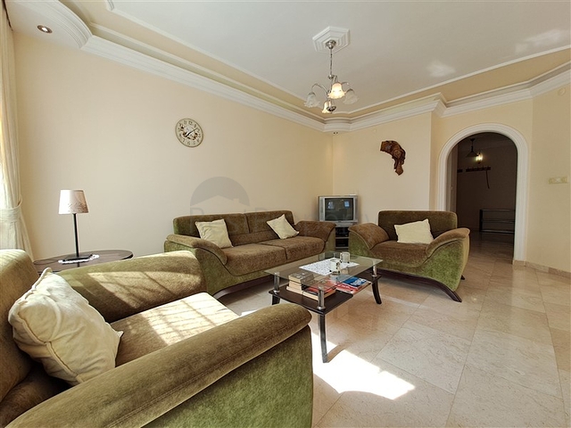 2+1 apartment in the famous Mahmutlar district