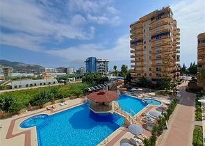 2+1 apartment in the famous Mahmutlar district