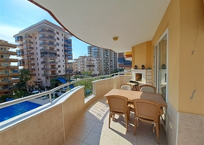2+1 apartment in the famous Mahmutlar district