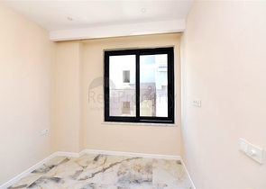 Penthouse in a new complex with sea view near Cleopatra beach