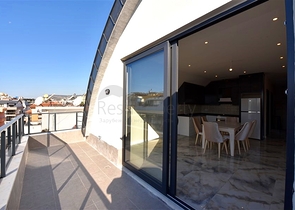 Penthouse in a new complex with sea view near Cleopatra beach