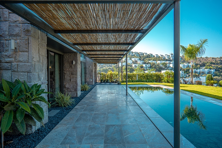 Stylish modern design villas with sea views in Yalikavak area