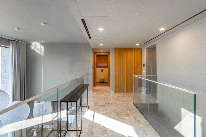 Stylish modern design villas with sea views in Yalikavak area