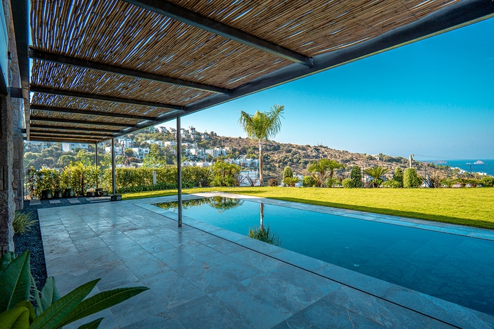 Stylish modern design villas with sea views in Yalikavak area