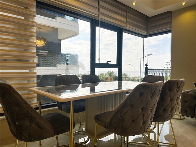 2+1 apartment in a new complex in Kargicak district