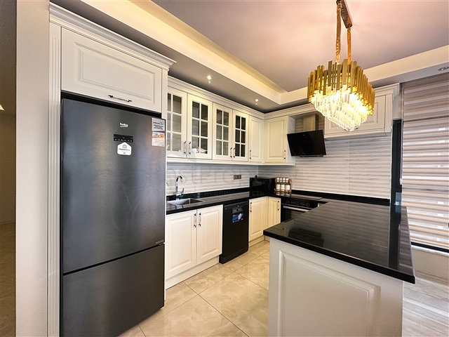 2+1 apartment in a new complex in Kargicak district