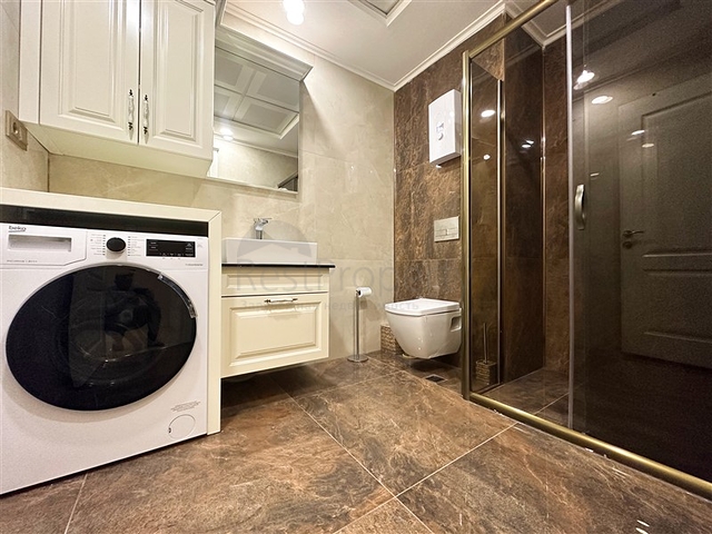 2+1 apartment in a new complex in Kargicak district