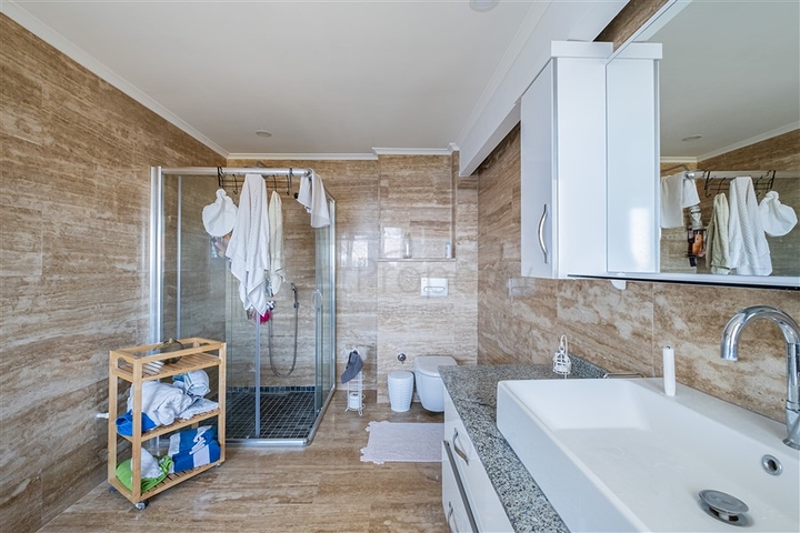 3+1 villa with panoramic view in Kargicak area