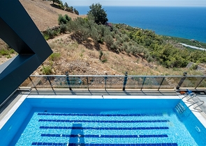 3+1 villa with panoramic view in Kargicak area