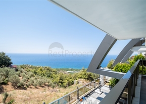 3+1 villa with panoramic view in Kargicak area