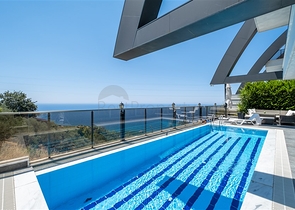 3+1 villa with panoramic view in Kargicak area