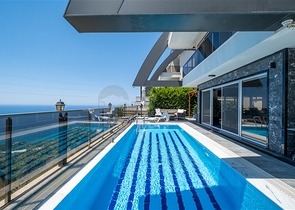 3+1 villa with panoramic view in Kargicak area