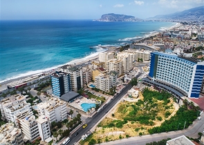 1+1 apartment from a well-known developer 200 m from the sea in the Tosmur area