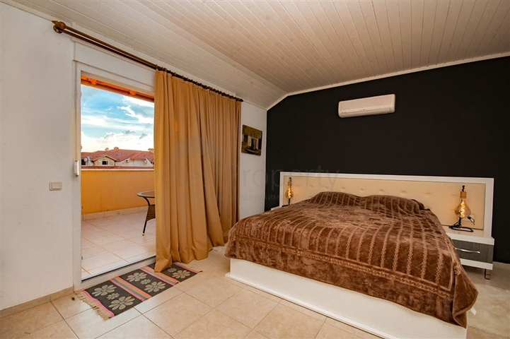 4+1 penthouse in Oba district