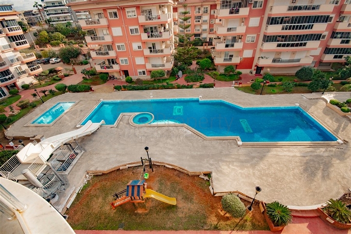 4+1 penthouse in Oba district