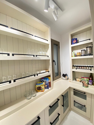 Detached 4+1 villa with sea and city views in Bordakchi Bay, Bodrum