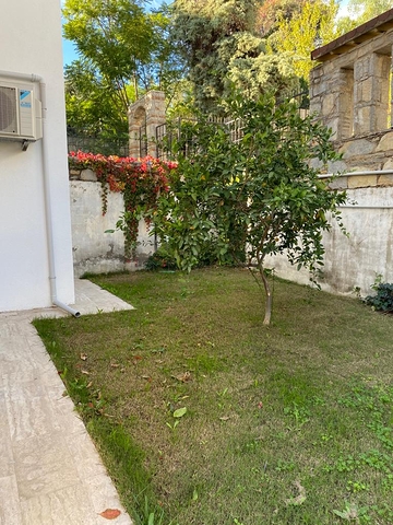 Detached 4+1 villa with sea and city views in Bordakchi Bay, Bodrum