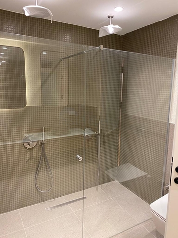 Detached 4+1 villa with sea and city views in Bordakchi Bay, Bodrum