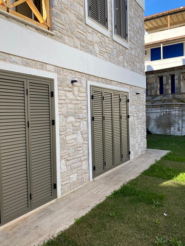 Detached 4+1 villa with sea and city views in Bordakchi Bay, Bodrum