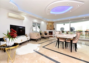 Furnished villa with panoramic views in the very center of Alanya
