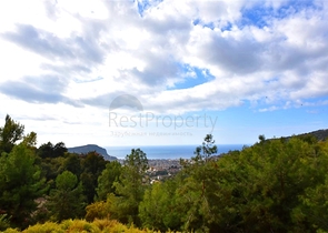 Furnished villa with panoramic views in the very center of Alanya