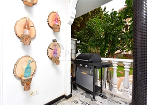 Furnished villa with panoramic views in the very center of Alanya