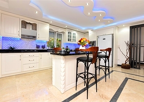 Furnished villa with panoramic views in the very center of Alanya